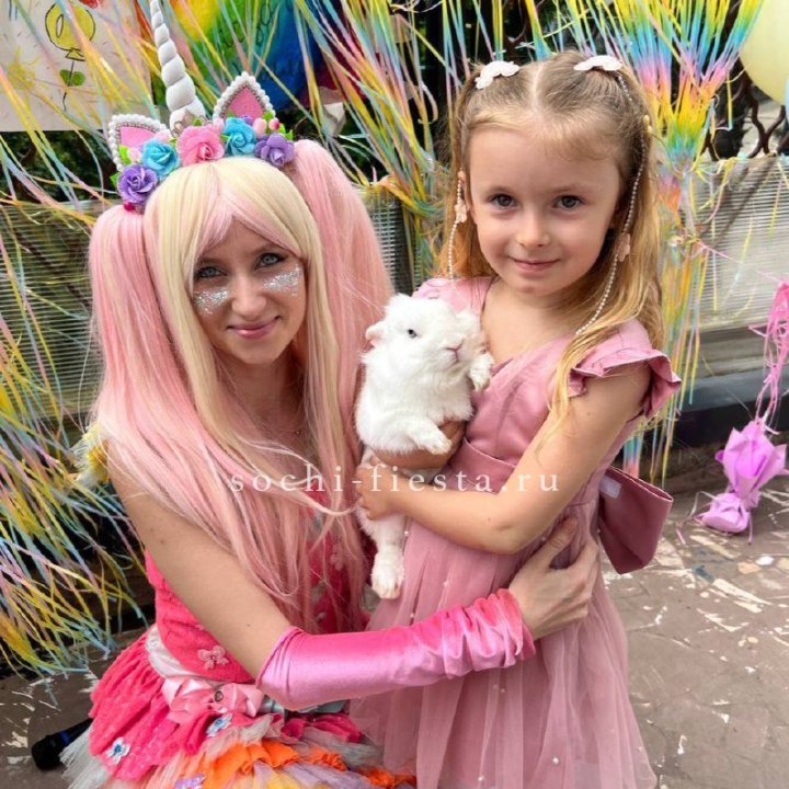 Шоу с кроликом в Севастополи