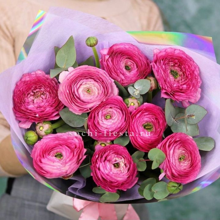 Ранункулюсы с эвкалиптом №2 в Севастополи