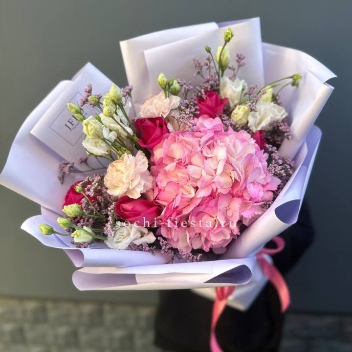 Гортензия "Перпил" в Севастополи