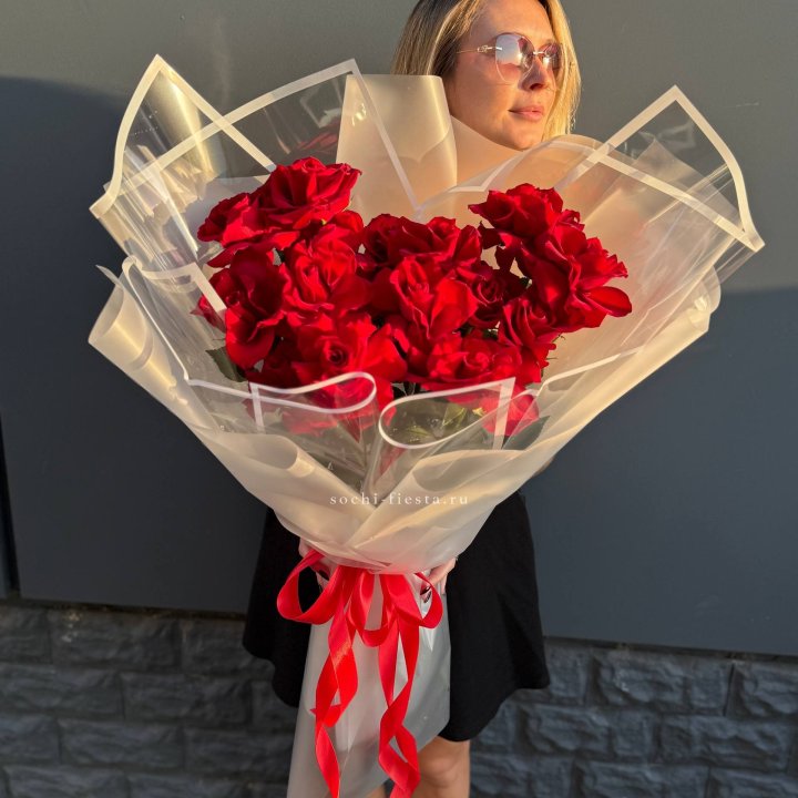  Букет  высоких роз 15 шт в Севастополи