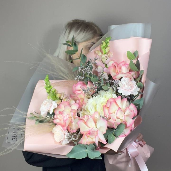  Букет  "Закат для неё" в Севастополи