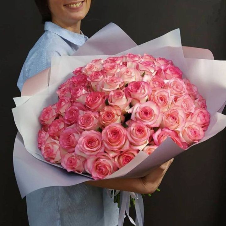 101 роза Джумилия в оформлении  в Севастополи