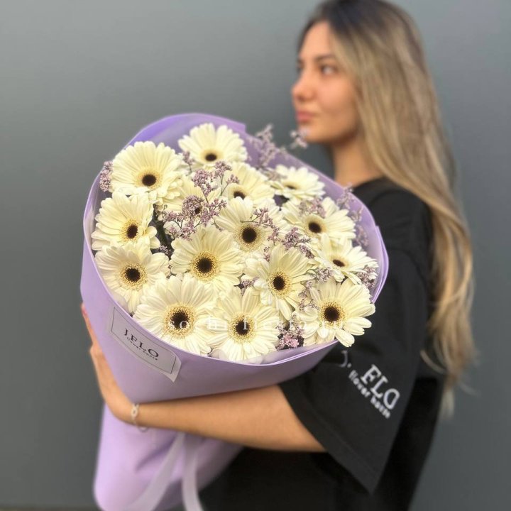 Букет голландских гербер "Лавандер" в Севастополи