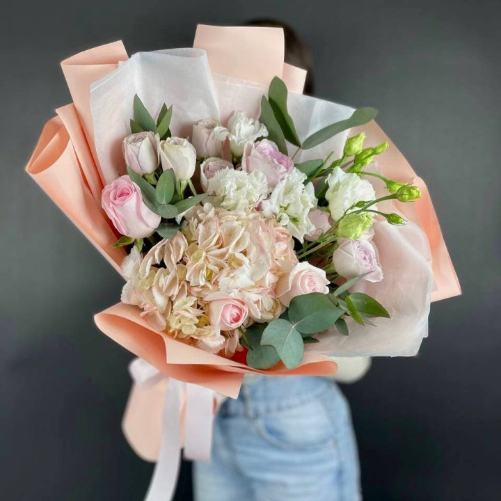 Букет с гортензией "Клодс" в Севастополи