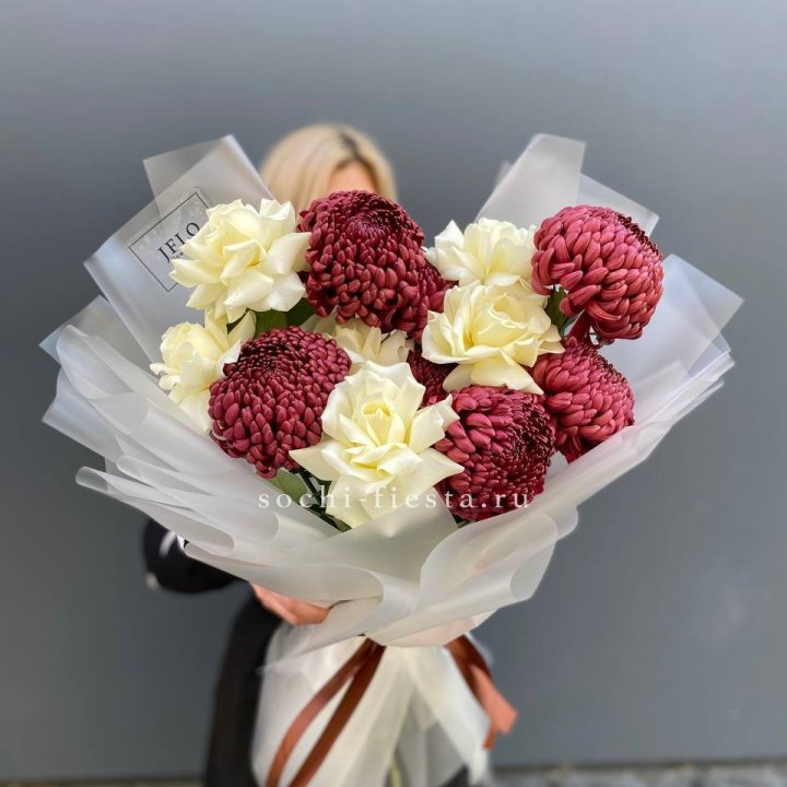 Дуо бигуди и розы в Севастополи