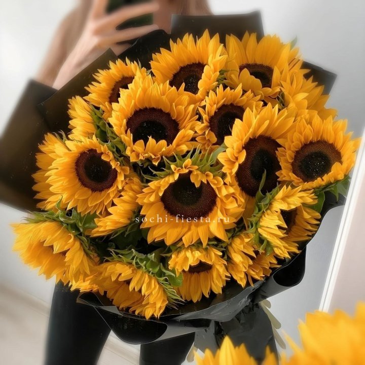 Букет подсолнухов "Гига" в Севастополи