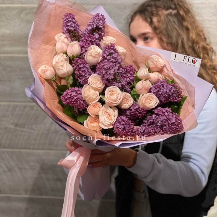 Букет "Лиловая весна" в Севастополи