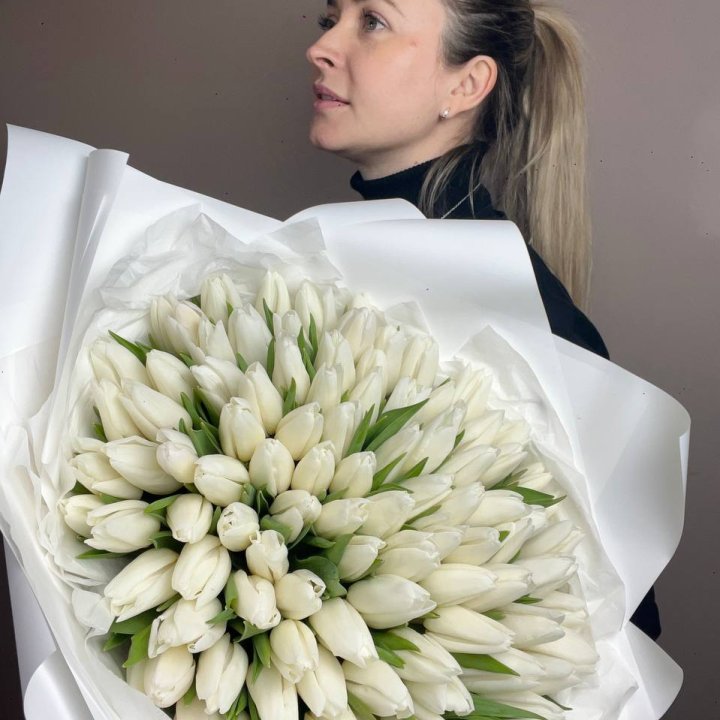 101 белый тюльпан №2 в Севастополи