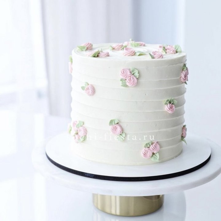 Торт "Розы в снегу" в Севастополи