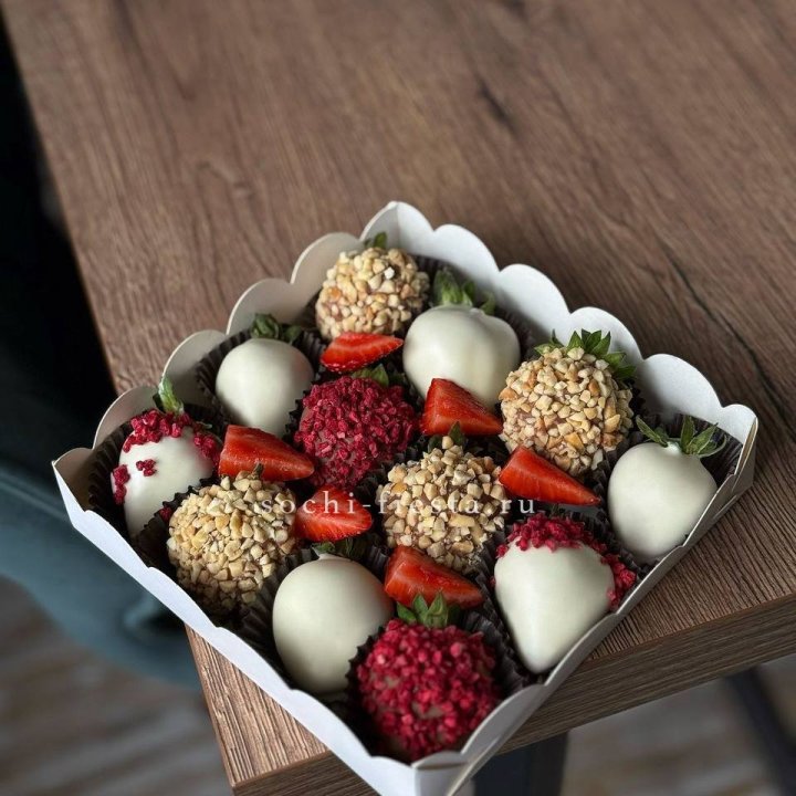 Клубника в шоколаде 12 ягод №2 в Севастополи