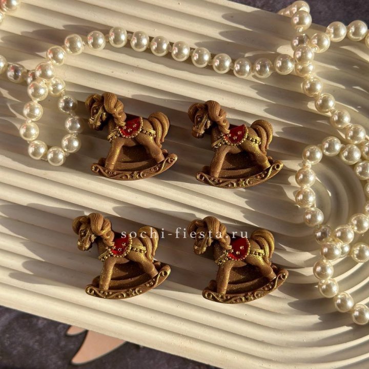 Бельгийский шоколад кони в Севастополи