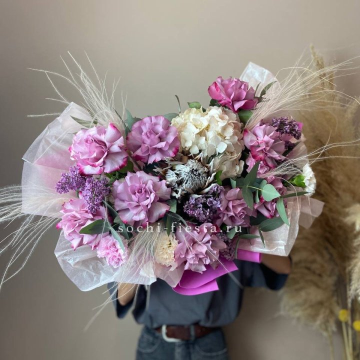 Дизайнерский букет №14 в Севастополи
