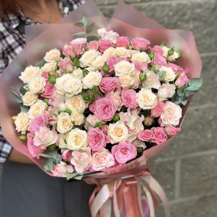 21 кустовая роза в Севастополи