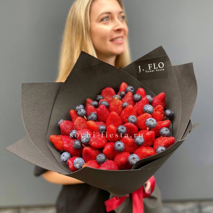 Ягодный вальс в Севастополи