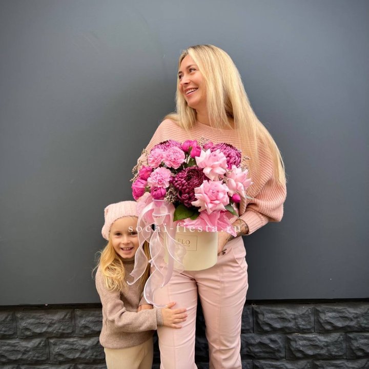 Цветочный бокс "Альба" в Севастополи