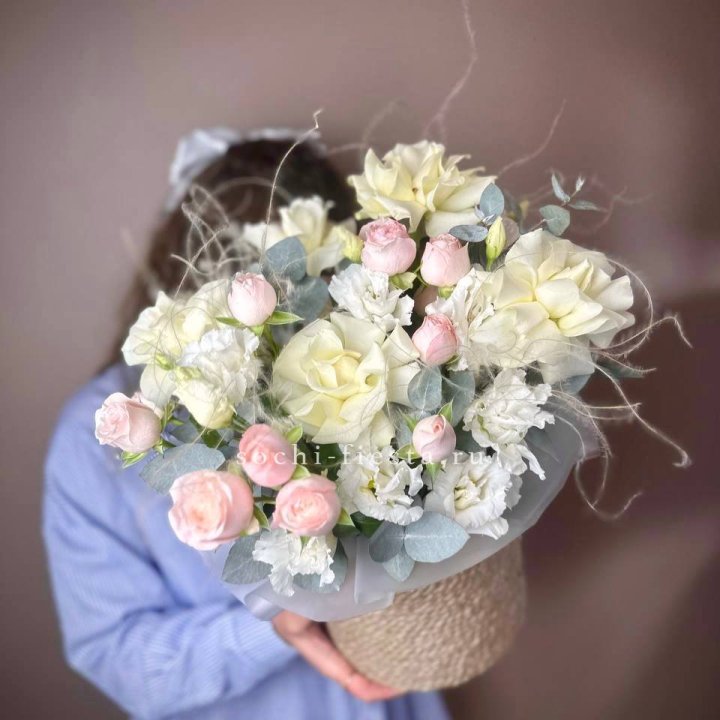 Авторский бокс "Милена" в джутовом кашпо в Севастополи