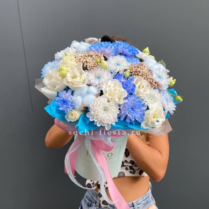 Коробка цветов  " Облако" в Севастополи