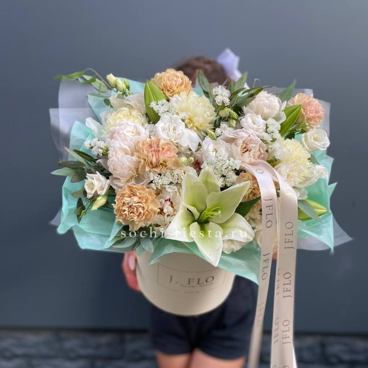 Дизайнерский цилиндр "Амвайл" в Севастополи