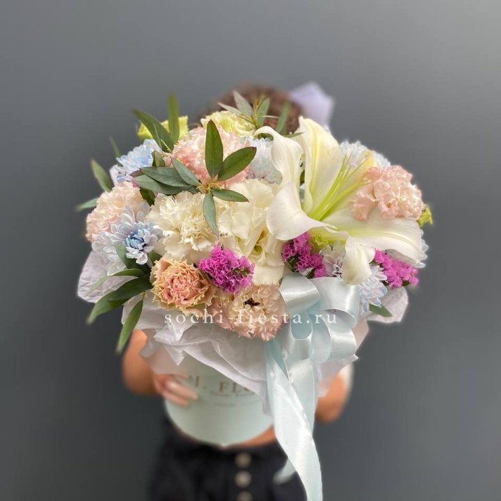 Дизайнерский цилиндр "Лилия" в Севастополи