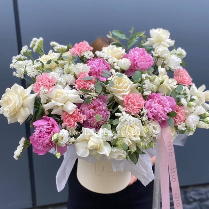 Дизайнерский бокс "Амор этерна" в Севастополи