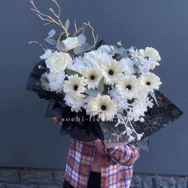 Бокс "Полуночная луна" в Севастополи