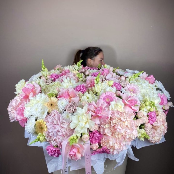 Корзина цветов «Рандеву» в Севастополи