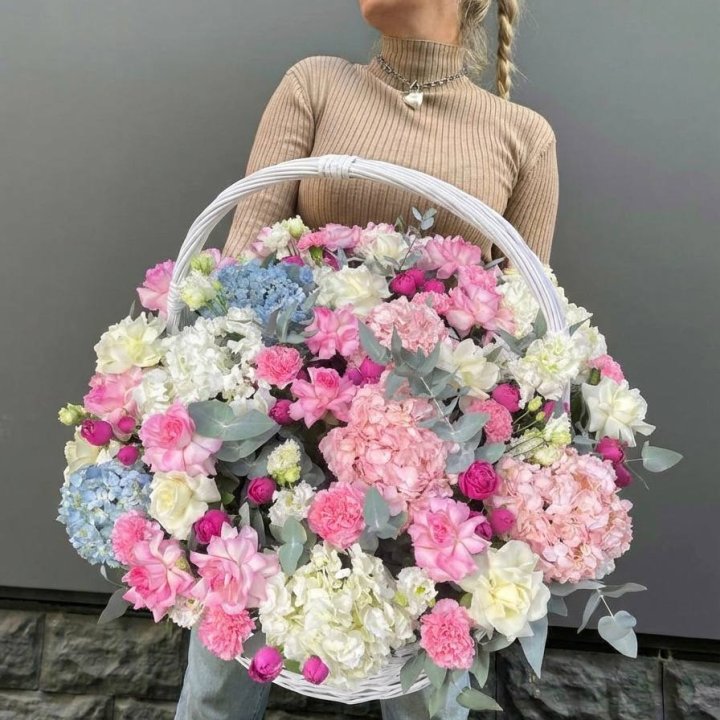 Цветочная корзина №3 в Севастополи