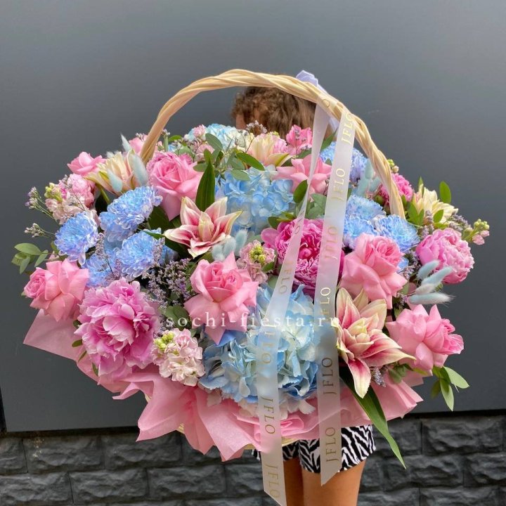 Яркая корзина "Летнее настроение" в Севастополи