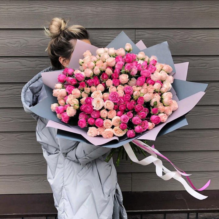 55 роз микс кустовых в Севастополи