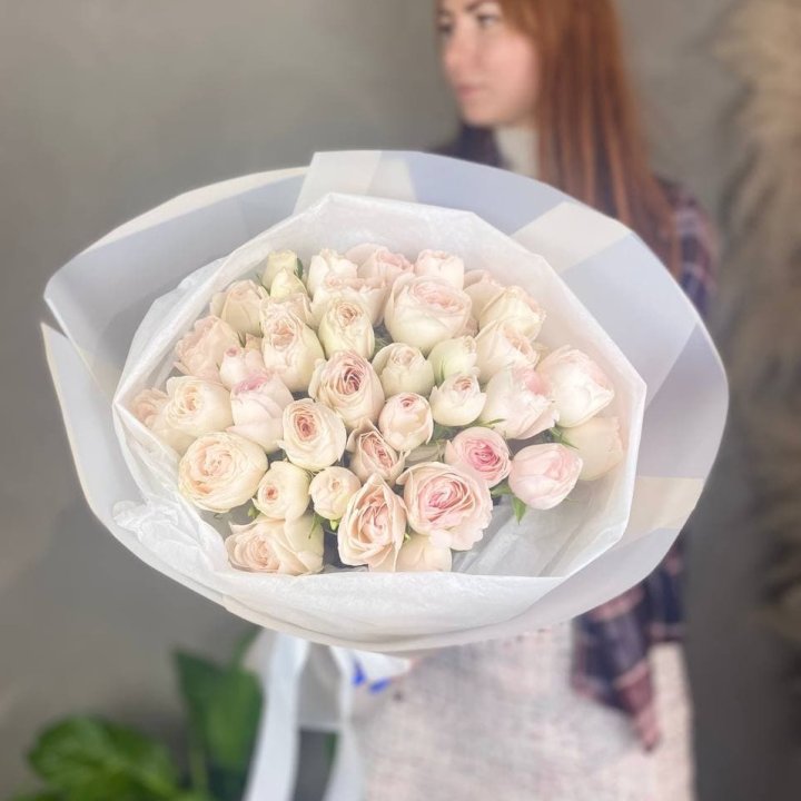 Букет кустовых роз в Севастополи