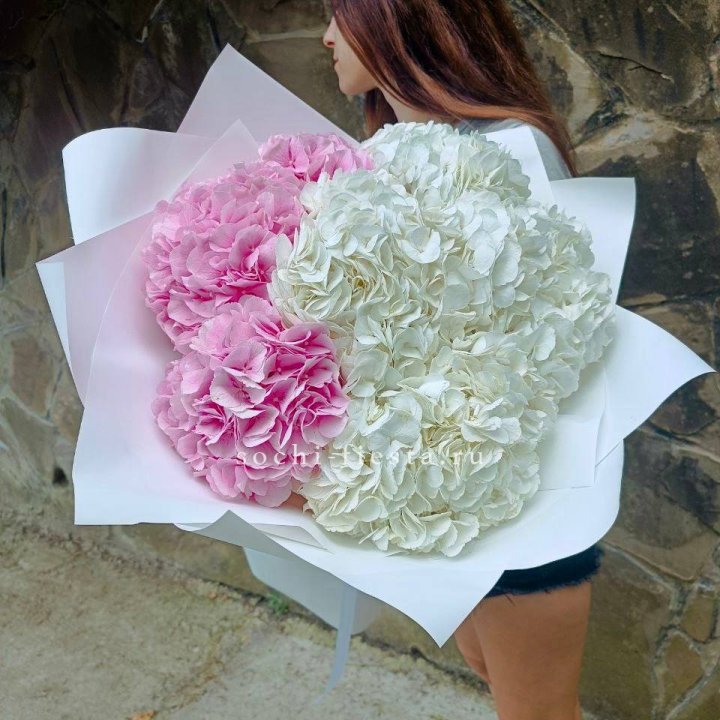 Букет гортензий №2 в Севастополи