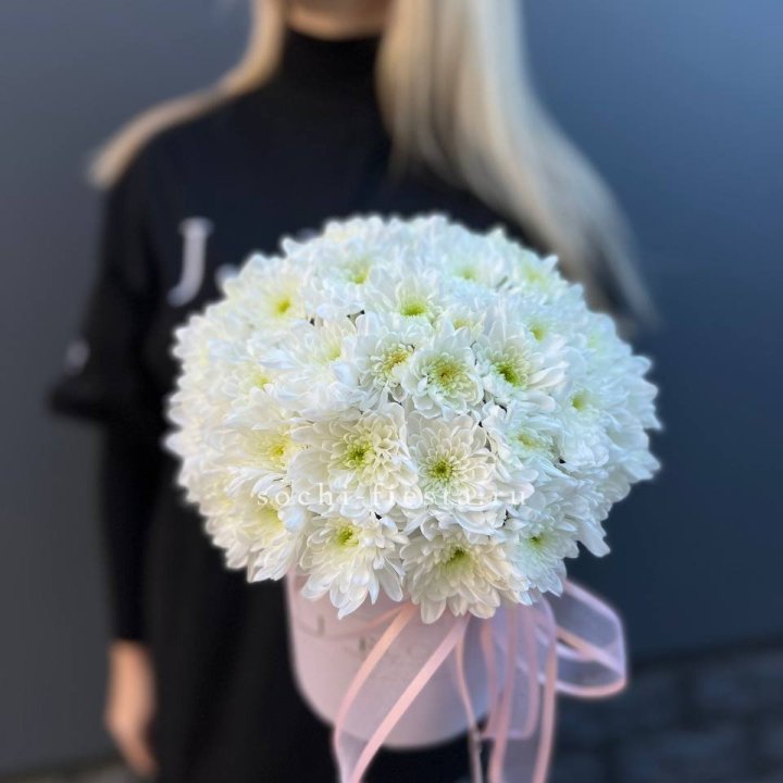 Коробка с хризантемами №1 в Севастополи