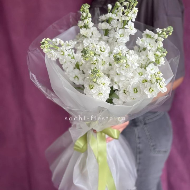 Букет ароматной маттиоллы №1 в Севастополи