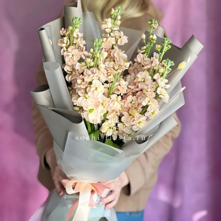 Букет ароматной маттиоллы №2 в Севастополи