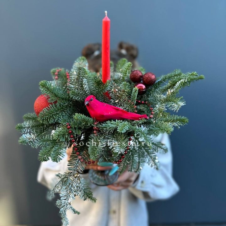 Новогодняя композиция в бокале в Севастополи