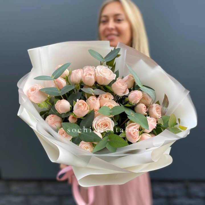 Букет кустовых роз "Фреш" в Севастополи