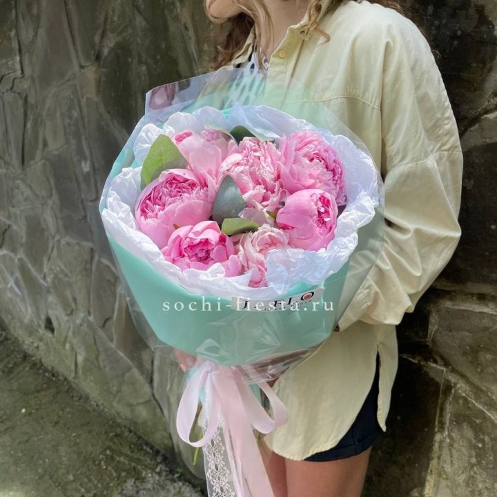 7 зефирных пионов в фоамиране в Севастополи