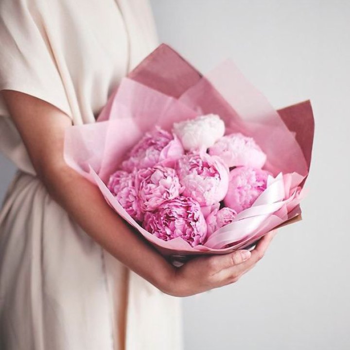 9 зефирных пионов в Севастополи