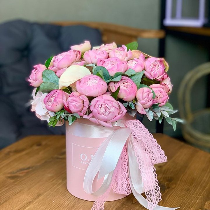 Композиция с пионами №1 в Севастополи