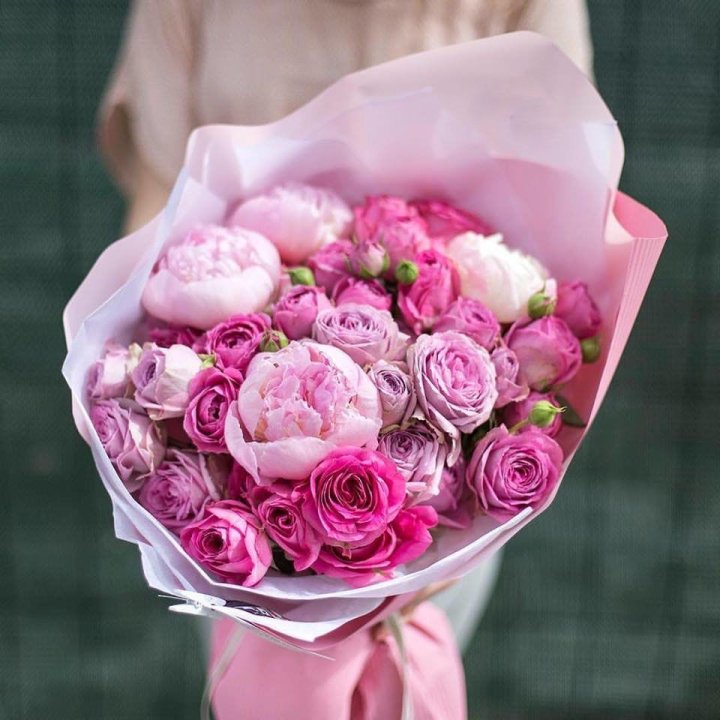 Букет с пионами "Леси" в Севастополи