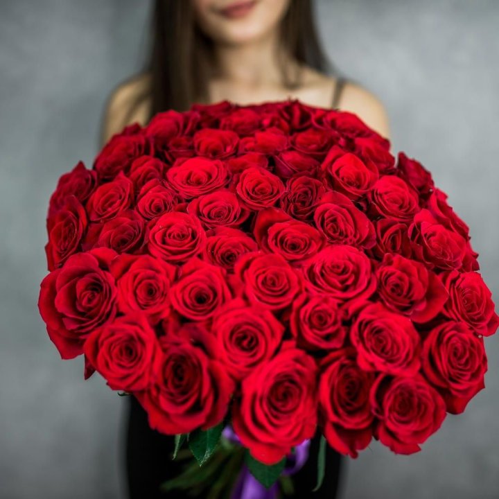 51 красная роза в Севастополи