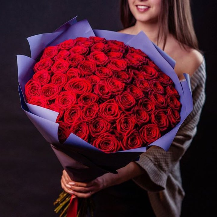 71 красная роза в Севастополи