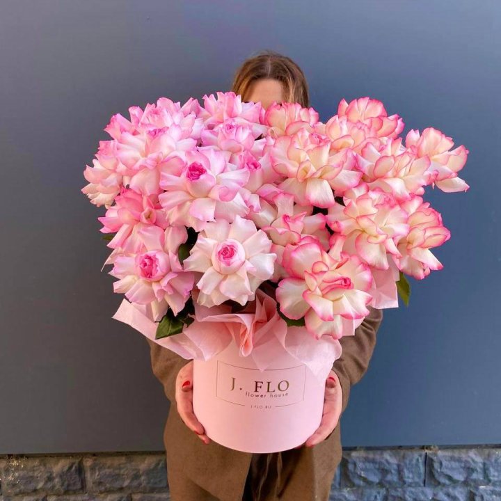 25 Французских роз микс в боксе в Севастополи