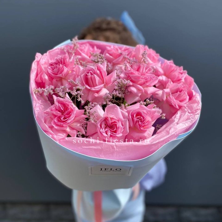 Букет французских розовых роз  в Севастополи