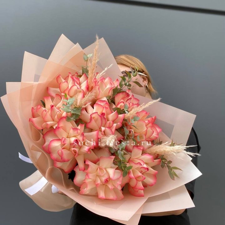 9 Французских роз Джумилия  в Севастополи