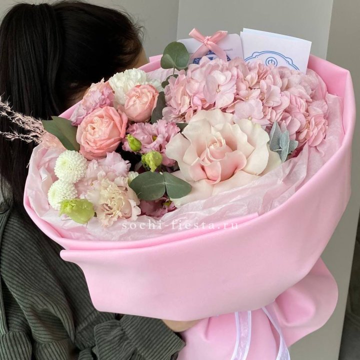 Авторский букет "Пинки" в Севастополи