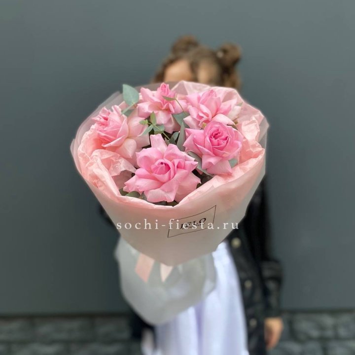 5 французских розовых роз  в Севастополи