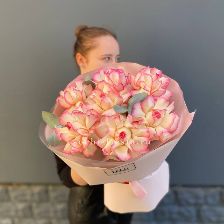 7 французских роз Джумилия в Севастополи