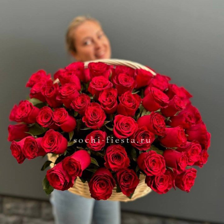 101 красная роза в корзине   в Севастополи