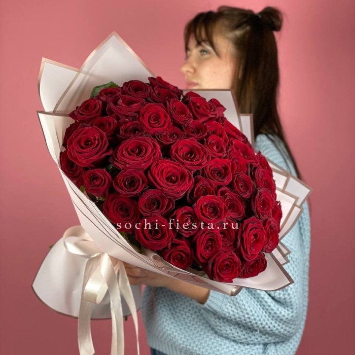51 красная роза "Лавели" в Севастополи